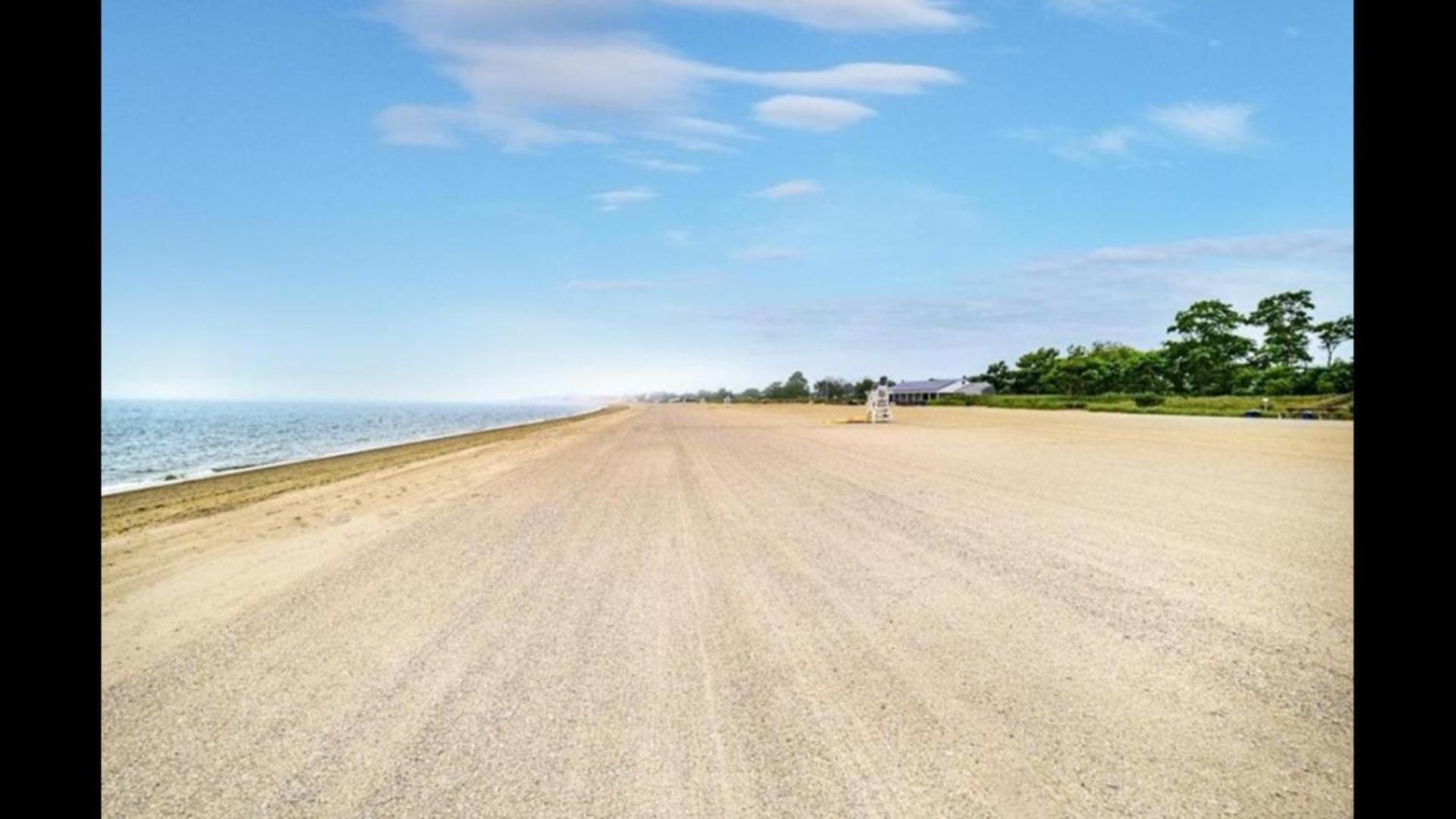 Black Rock Home - 4 Bed - Jacuzzi Bath - Beach Bridgeport Buitenkant foto