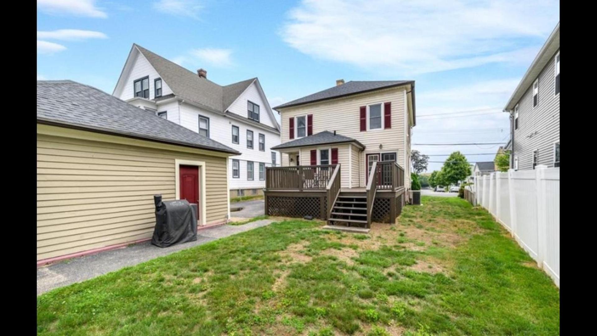 Black Rock Home - 4 Bed - Jacuzzi Bath - Beach Bridgeport Buitenkant foto